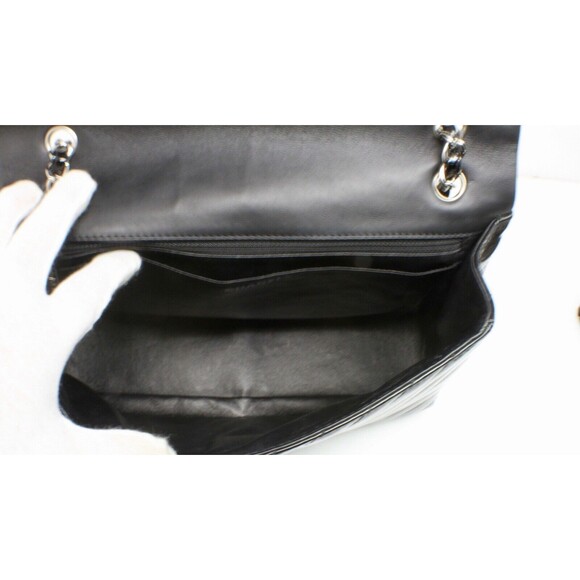 Chanel Classic Single Flap Bag Chevron Patent Maxi Black - Picture 8 of 13